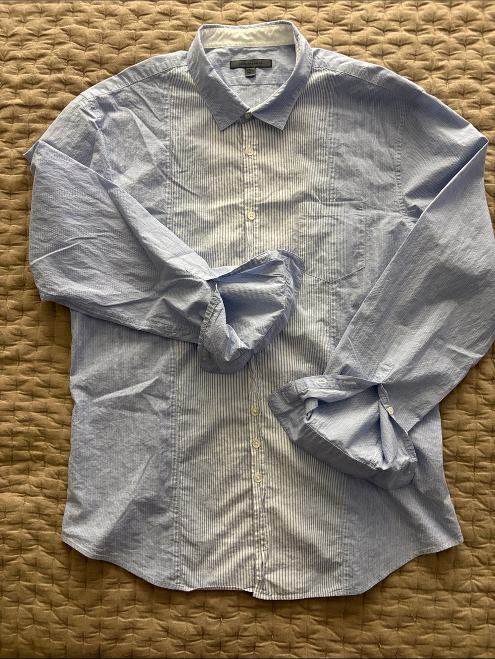 🤘John Varvatos 🤘
Light Blue Striped Panel Dress Shirt